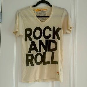 Aviator Nation Rock & Roll V Neck 🏝️☀️